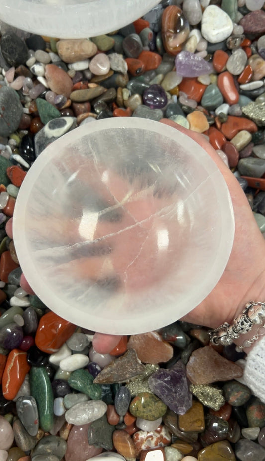 Selenite bowl medium 12cm